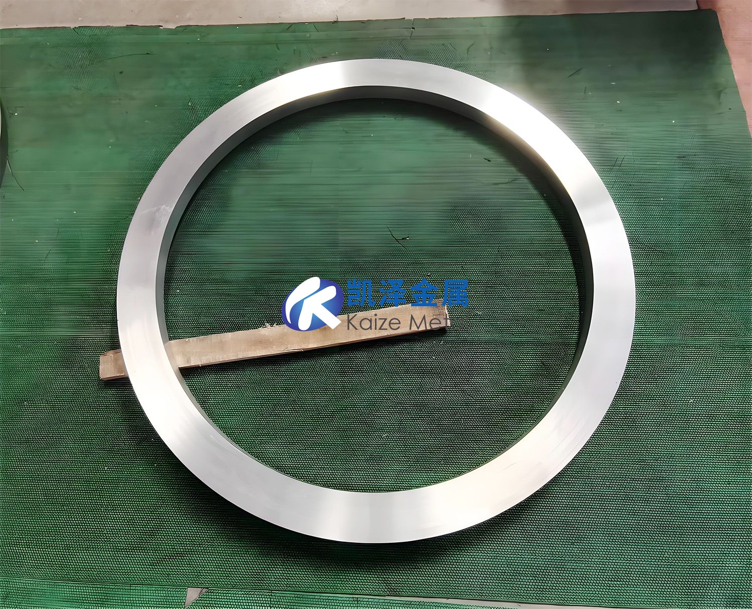 航空航天化工醫(yī)療能源等領域用鈦鍛件的表面處理技術工藝與保養(yǎng)方法